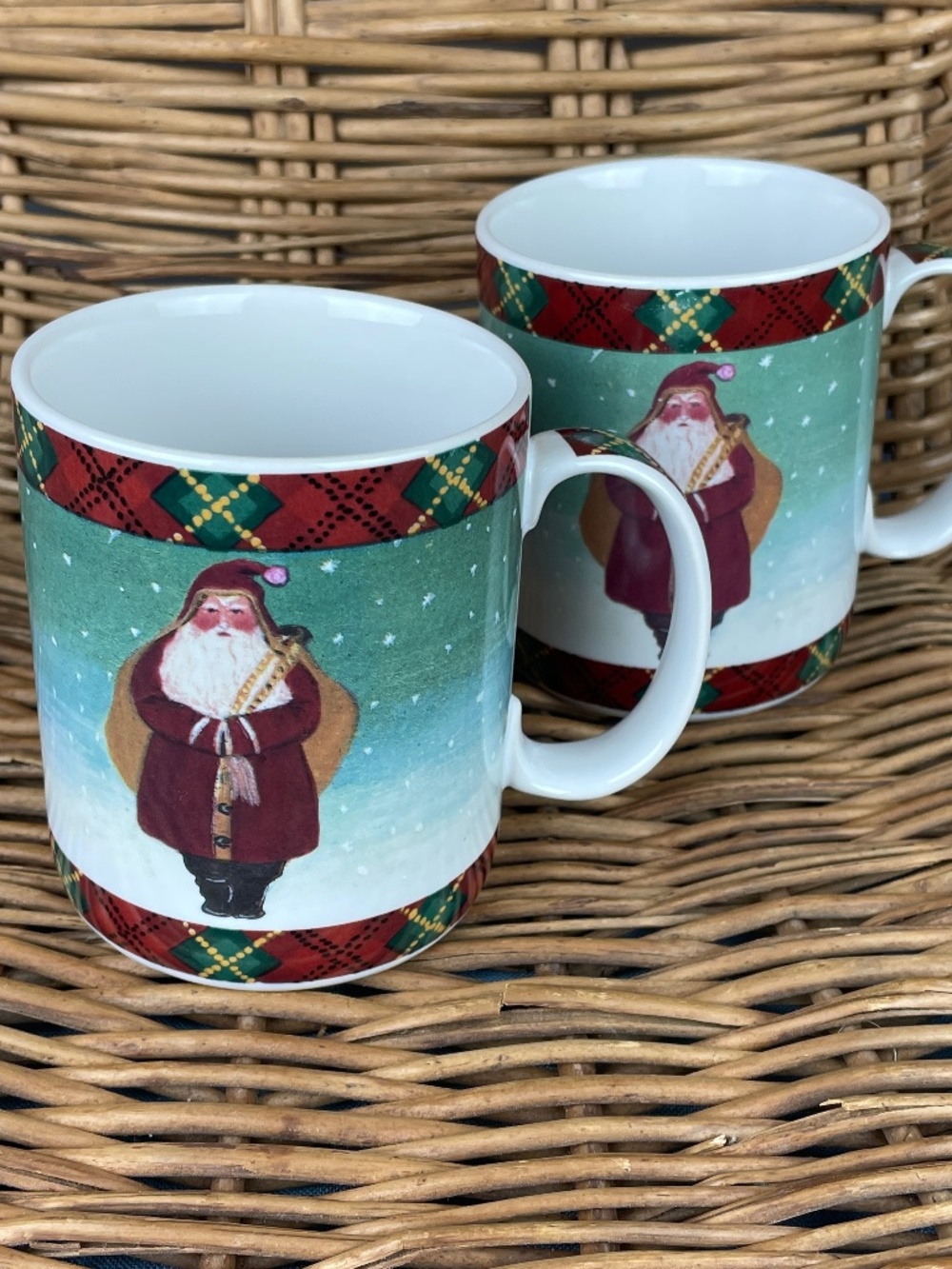 BLOCK by Gear Primitive Santa Ceramic Christmas Mugs Father Christmas - Pair